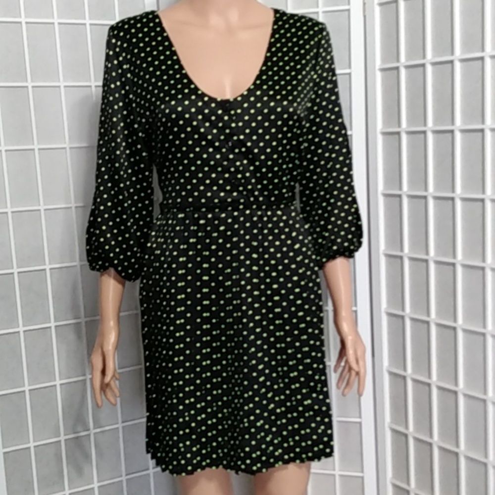 Princess Vera‎ Wang Black Dress W/ Green Polka Dots  - Poofy Slit Half Sleeves